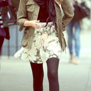 Meet your Posher, Amiel